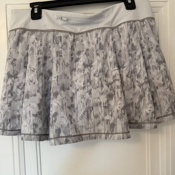 Pace Rival Mid-Rise Skirt *Long City Breeze Alpine White Multi/Alpine Whit - Picture 3 of 3